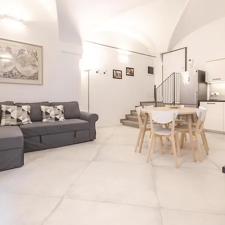 Cartoleria Suite: Spazioso, Moderno E Appartamento