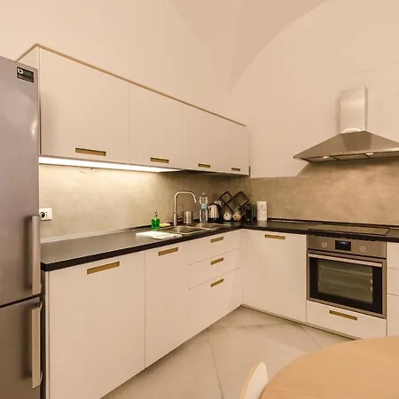 Cartoleria Suite: Spazioso, Moderno E Bologna
