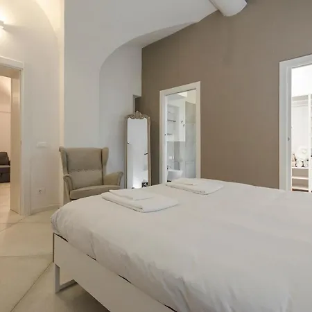 Cartoleria Suite: Spazioso, Moderno E * Bologna